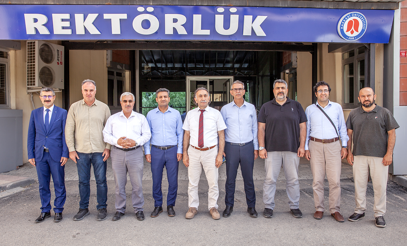 Cihannüma ve Bilhikem Dernekleri Van İl Yönetiminden Rektörümüze Ziyaret