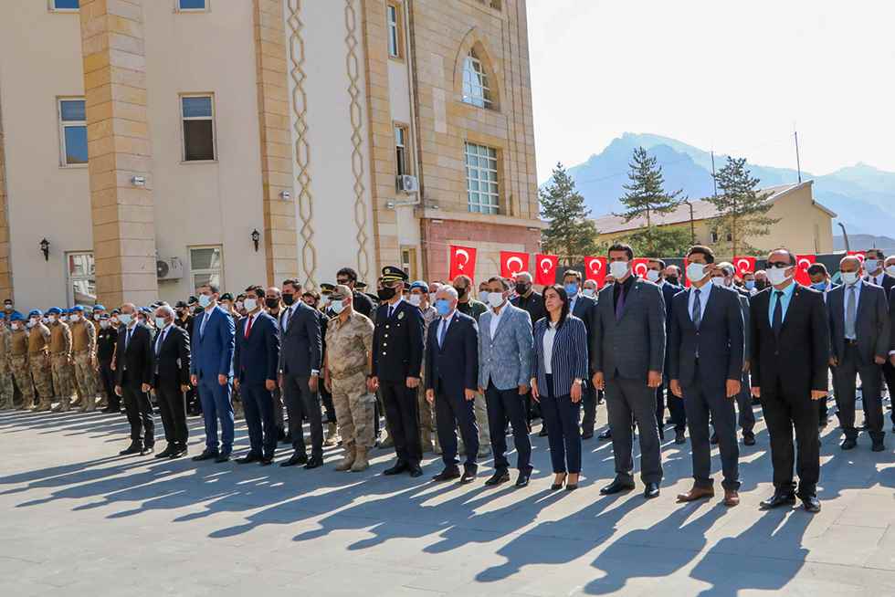 Hakkari´de 30 Ağustos Zafer Bayramı’nın 99’uncu Yıl Dönümü Kutlandı