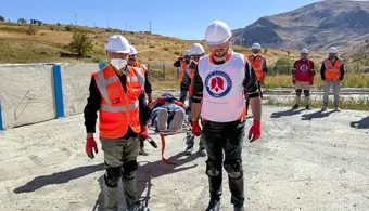 Üniversitemiz Personeline Arama Kurtarma Eğitimi Verildi
