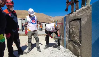 Üniversitemiz Personeline Arama Kurtarma Eğitimi Verildi