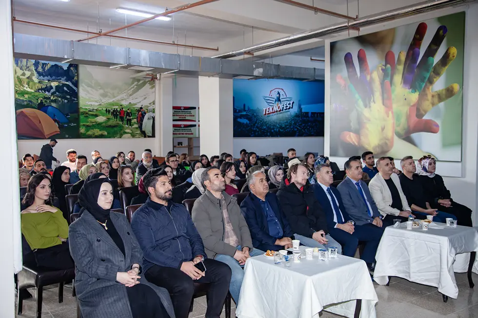 Üniversitemizde ÜNİDES Projeleri Bilgilendirme Toplantısı Düzenlendi