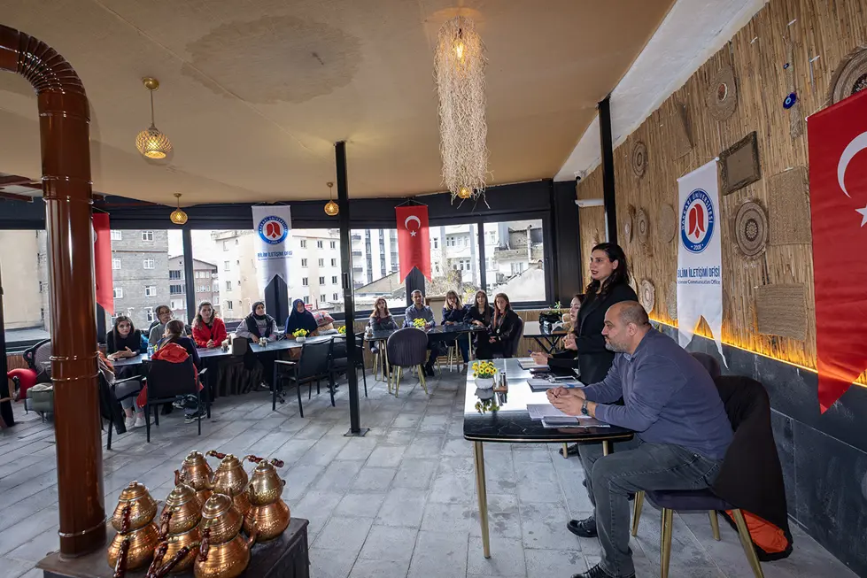 Üniversitemiz Bilim Kafe Etkinliğinde Bilimsel Konular Günlük Yaşamla Buluştu
