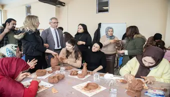 Üniversitemizde 2025 Aile Yılı Kapsamında Kadınlara Seramik ve Kil Atölyesi
