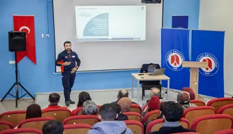 Üniversitemizde Afet Farkındalık ve Temel Güvenlik Eğitimi Semineri Düzenlendi