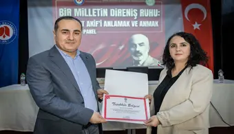 Üniversitemizde Bir Milletin Direniş Ruhu Mehmet Âkif Paneli Düzenlendi