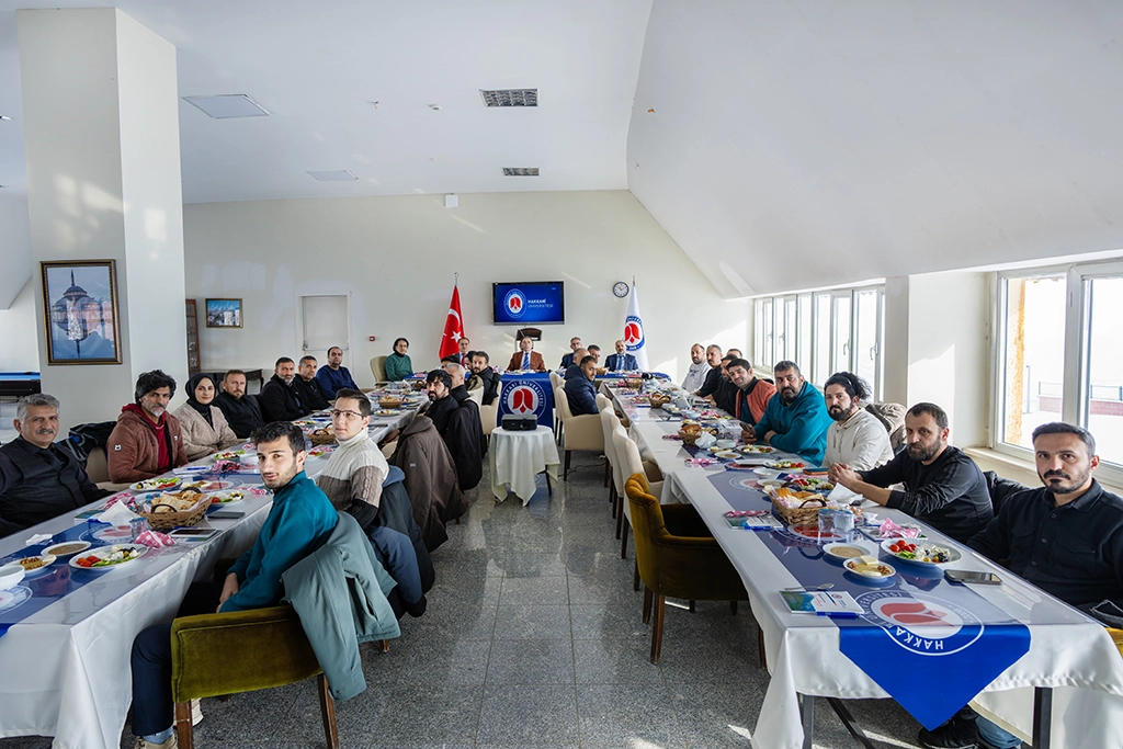 Rektörümüz Gazetecilerle Bir Araya Geldi