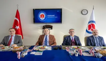 Rektörümüz Gazetecilerle Bir Araya Geldi