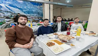 Rektörümüz Öğrencilerimizle İftar Sofrasında Bir Araya Geldi