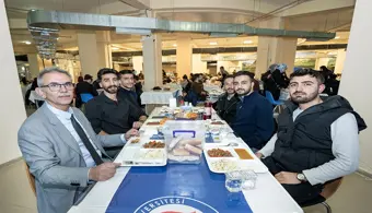Rektörümüz Öğrencilerimizle İftar Sofrasında Bir Araya Geldi