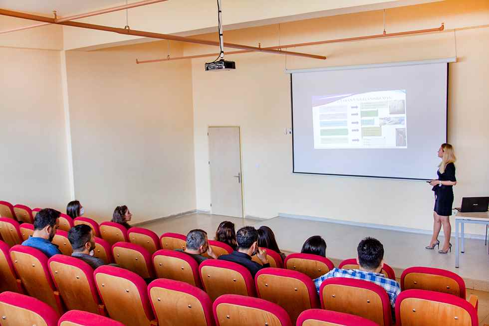 Üniversitemizde “Yara Bakımından Güncel Yaklaşımlar” Konulu Seminer Düzenlendi