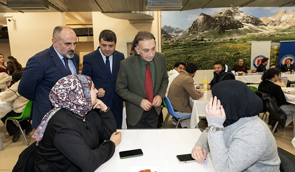 Öğrencilerimiz İçin İftar ve Bilgilendirme Programı Düzenlendi