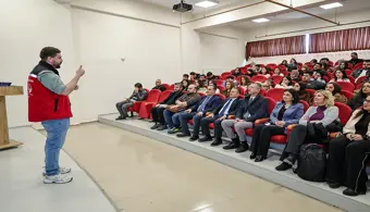 Üniversitemizde Üreten Kadın ve Şiddetle Mücadele Ele Alındı