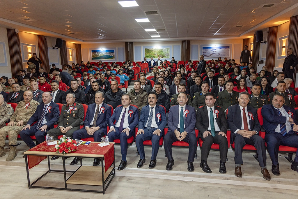 Rektörümüz Çanakkale Zaferi’nin 111. Yıl Dönümü Programına Katıldı