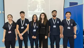 Hemşirelik Öğrencilerimiz Üniforma Giyerek Mesleğe İlk Adımlarını Attı