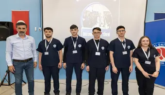 Hemşirelik Öğrencilerimiz Üniforma Giyerek Mesleğe İlk Adımlarını Attı