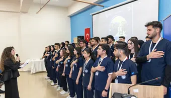 Hemşirelik Öğrencilerimiz Üniforma Giyerek Mesleğe İlk Adımlarını Attı