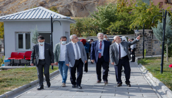 Türk Tarih Kurumu Başkanı ve Beraberindeki Heyet Üniversitemizi Ziyaret Ettiler