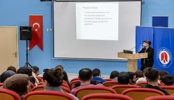 Üniversitemizde “Deneyim Paylaşma ve Teşvik” Konulu Konferans Düzenlendi