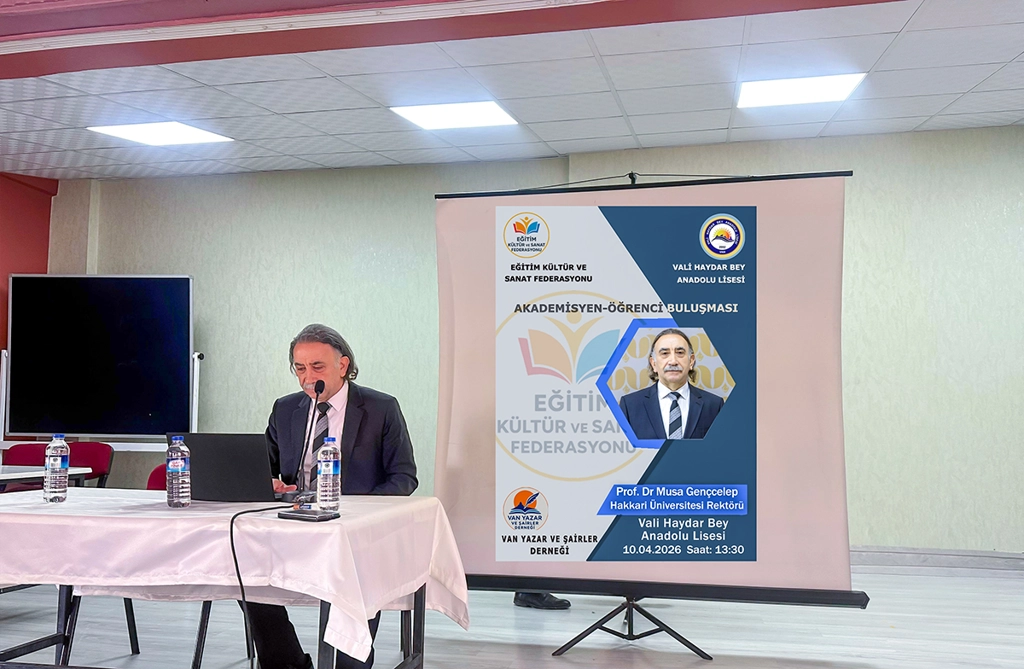 Rektörümüz Lise Öğrencileriyle Bir Araya Geldi