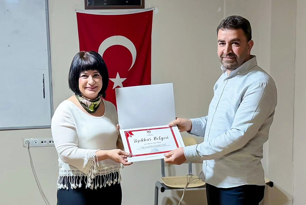 Üniversitemizde Sporun Öğrettikleri Başlıklı Seminer Düzelendi