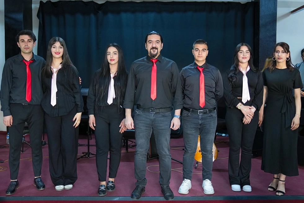 Müzik Bölümü Gitar Öğrencilerimizden "Nostaljik Nisan" Konseri