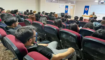 Üniversitemizde Tiyatro Gösterisi ve Piyano Dinletisi Etkinliği Düzenlendi