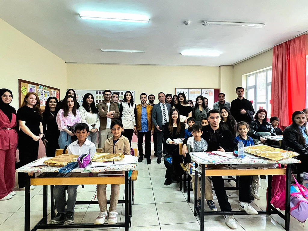 HÜDET’ten Bay Köy İlkokuluna Anlamlı Ziyaret