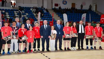 Üniversitemiz Rektör Yardımcısı, Hakkari’de Düzenlenen 19 Mayıs Programına Katıldı