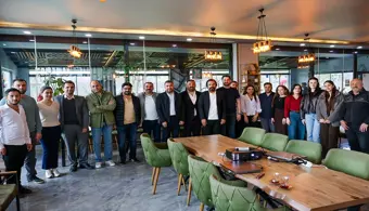 Bilim Kafe Etkinliklerinde Arıların Dünyası ve Apiterapi Konuşuldu