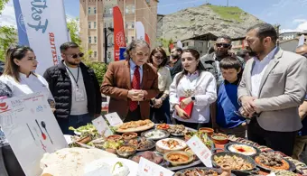Rektörümüz Üçüncü Yöresel Lezzetler Festivali’ne Katıldı