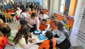 Üniversitemiz Çocuk Etkinlikleri Topluluğu Akıl ve Zeka Oyunları Etkinliği Düzenledi