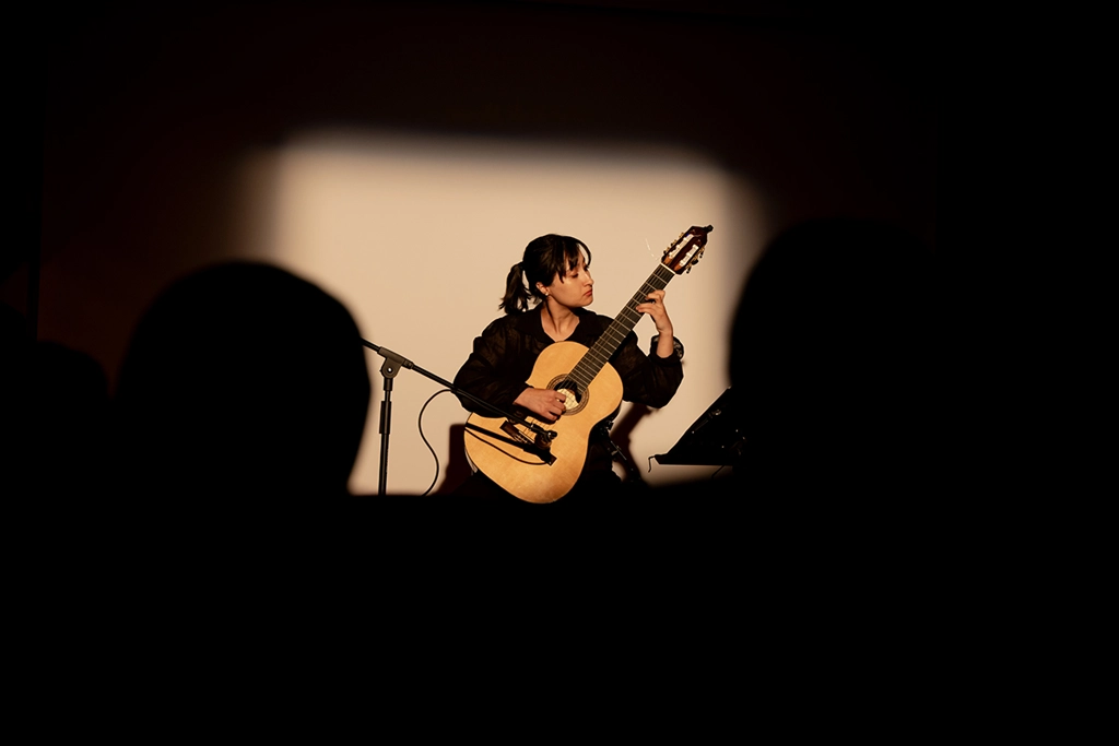 Üniversitemizde Klasik Gitar Dinletisi Düzenlendi