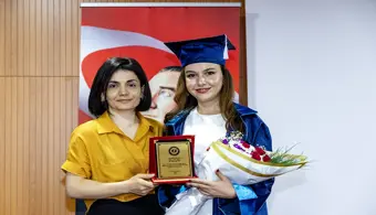 Hemşirelik Bölümü Öğrencilerimiz Anı ve Uğurlama Programında Buluştu