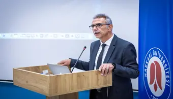 Üniversitemizde İklim Değişikliğini Önlemede Hidrojen Ekonomisi Konulu Konferans Düzenlendi