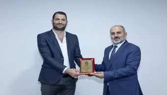 Üniversitemizde Akademik ve İdari Personel Ödüllendirildi