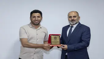Üniversitemizde Akademik ve İdari Personel Ödüllendirildi