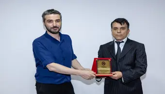 Üniversitemizde Akademik ve İdari Personel Ödüllendirildi