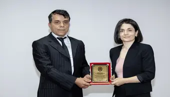 Üniversitemizde Akademik ve İdari Personel Ödüllendirildi