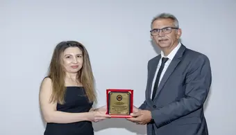 Üniversitemizde Akademik ve İdari Personel Ödüllendirildi