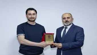Üniversitemizde Akademik ve İdari Personel Ödüllendirildi