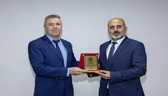 Üniversitemizde Akademik ve İdari Personel Ödüllendirildi