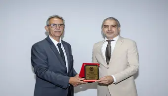 Üniversitemizde Akademik ve İdari Personel Ödüllendirildi