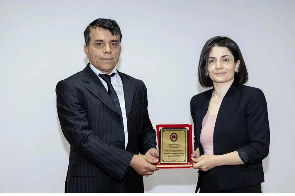 Üniversitemiz Personel Daire Başkanlığı tarafından ödül almaya hak kazanan akademik ve idari personelimiz için ''Ödül Töreni'' düzenlendi.