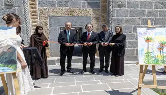 Damla Topluluğundan Kalbe Değen Renkler Resim Sergisi