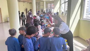 Çocuk Gelişimi Öğrencilerimiz Yıl Sonu Sergisi Düzenledi
