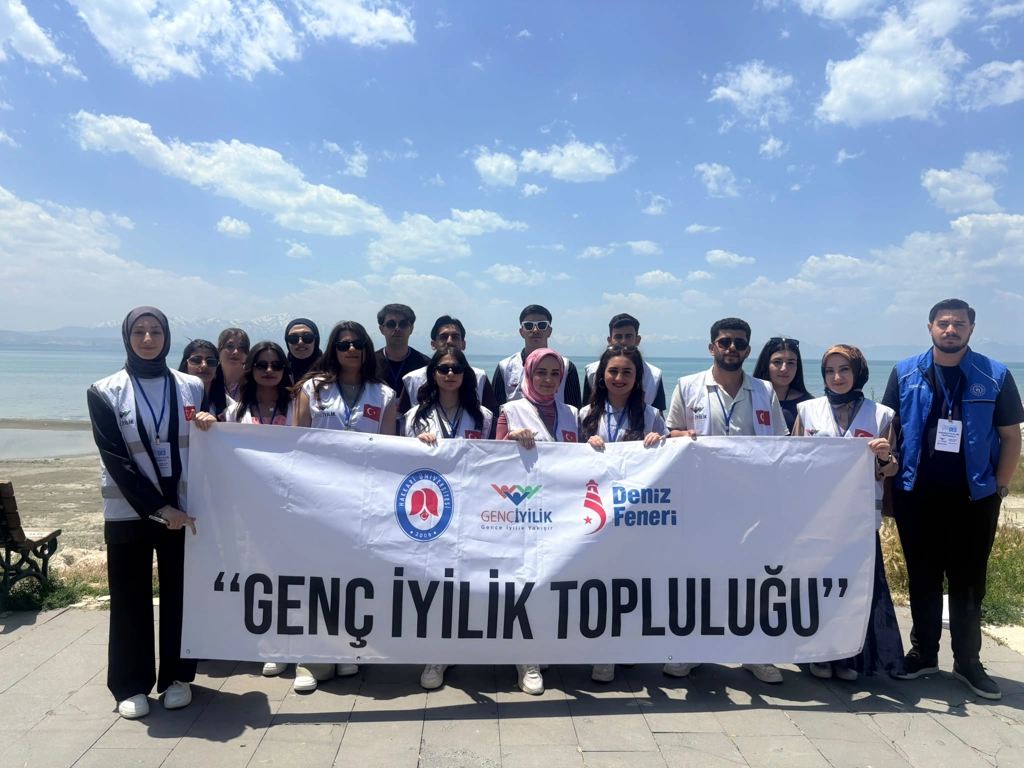 Genç İyilik Topluluğundan Fidan Dikim Etkinliği