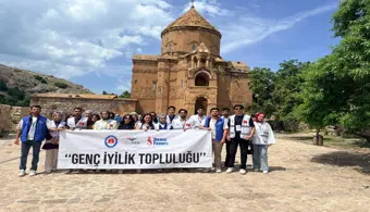 Genç İyilik Topluluğundan Fidan Dikim Etkinliği