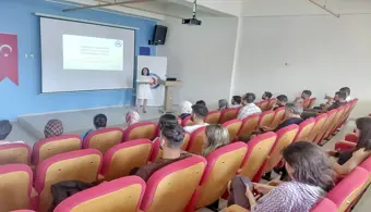 Üniversitemizde Öğrenci Kalite Elçilerine Yönelik Eğitim Verildi