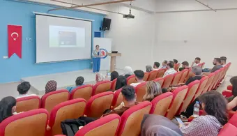 Üniversitemizde Öğrenci Kalite Elçilerine Yönelik Eğitim Verildi
