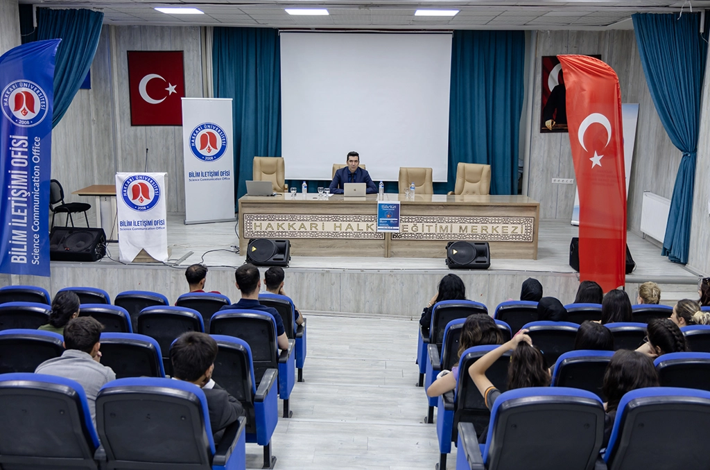 Bilim Kafe Etkinliklerinde Yapay Zekâ Çağında Meslek Seçimi Ele Alındı